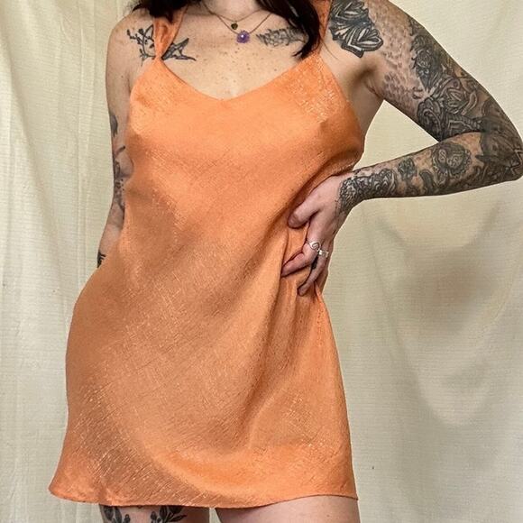 August Silk Intimates Peach Patterned Slip Dress Size Small - Picture 2 of 8